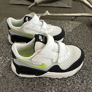 Nike air sneakers